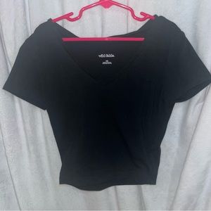 Wild Fable crop juniors XS, V neck